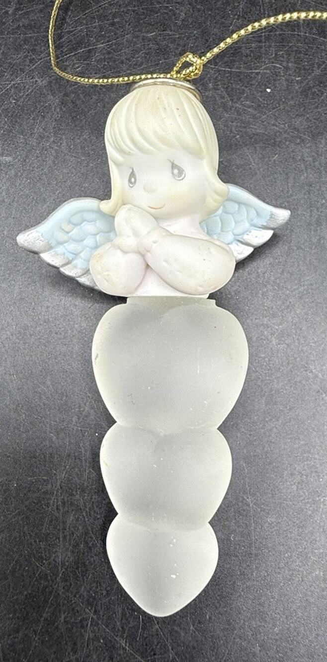 Precious Moments Angel Christmas Ornament 2000 Enesco Avon REPAIRED Lo29